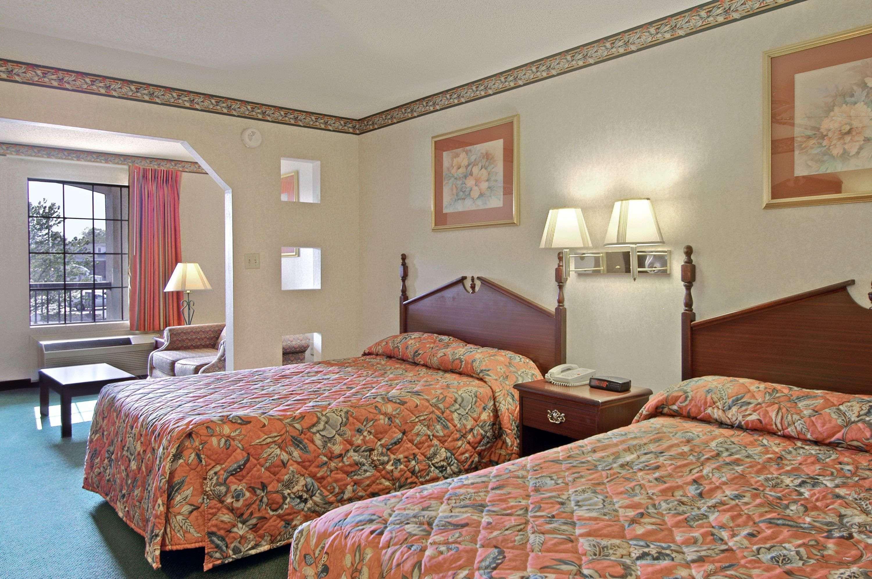 Days Inn & Suites By Wyndham Fort Valley חדר תמונה